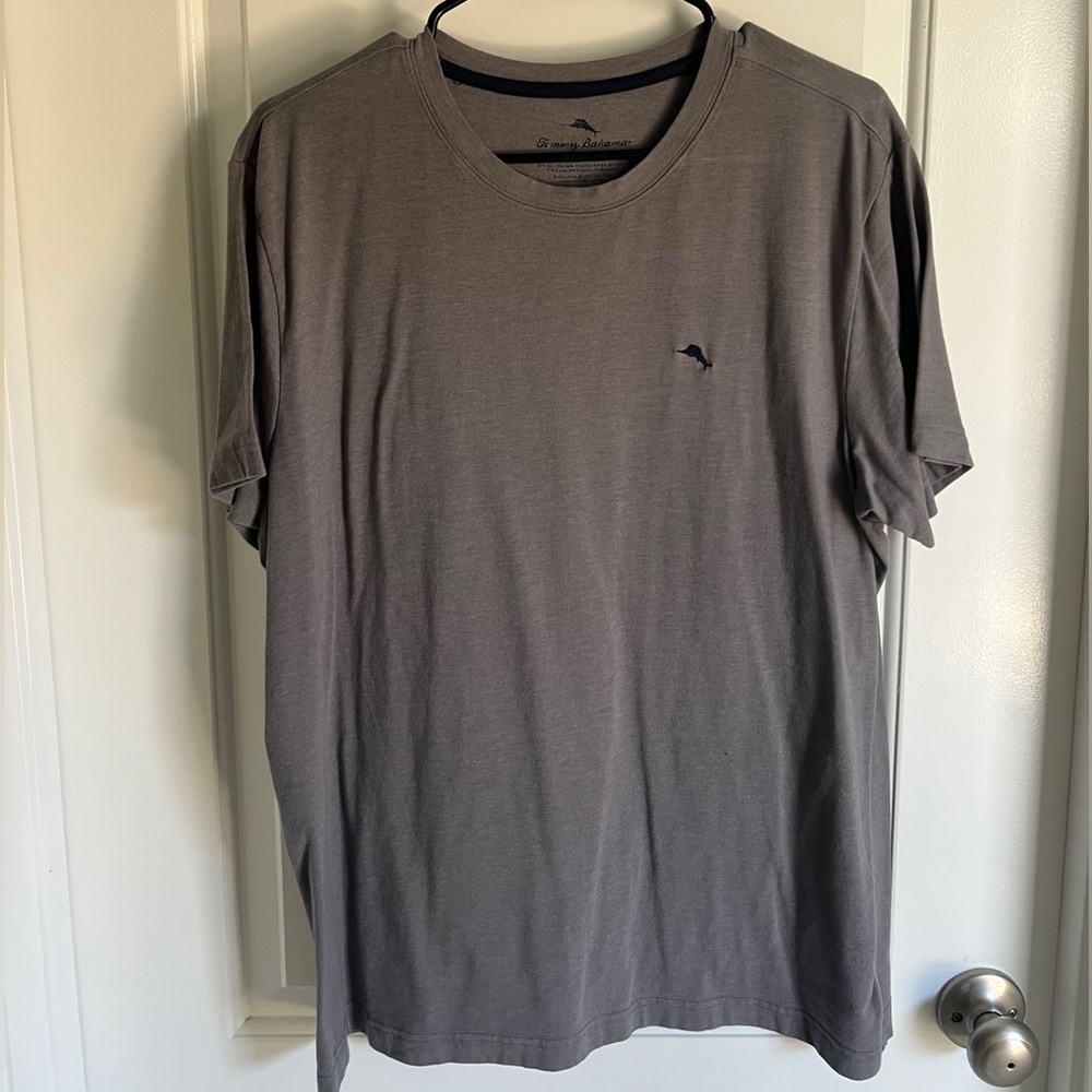 Large gray Tommy Bahamas Tshirt